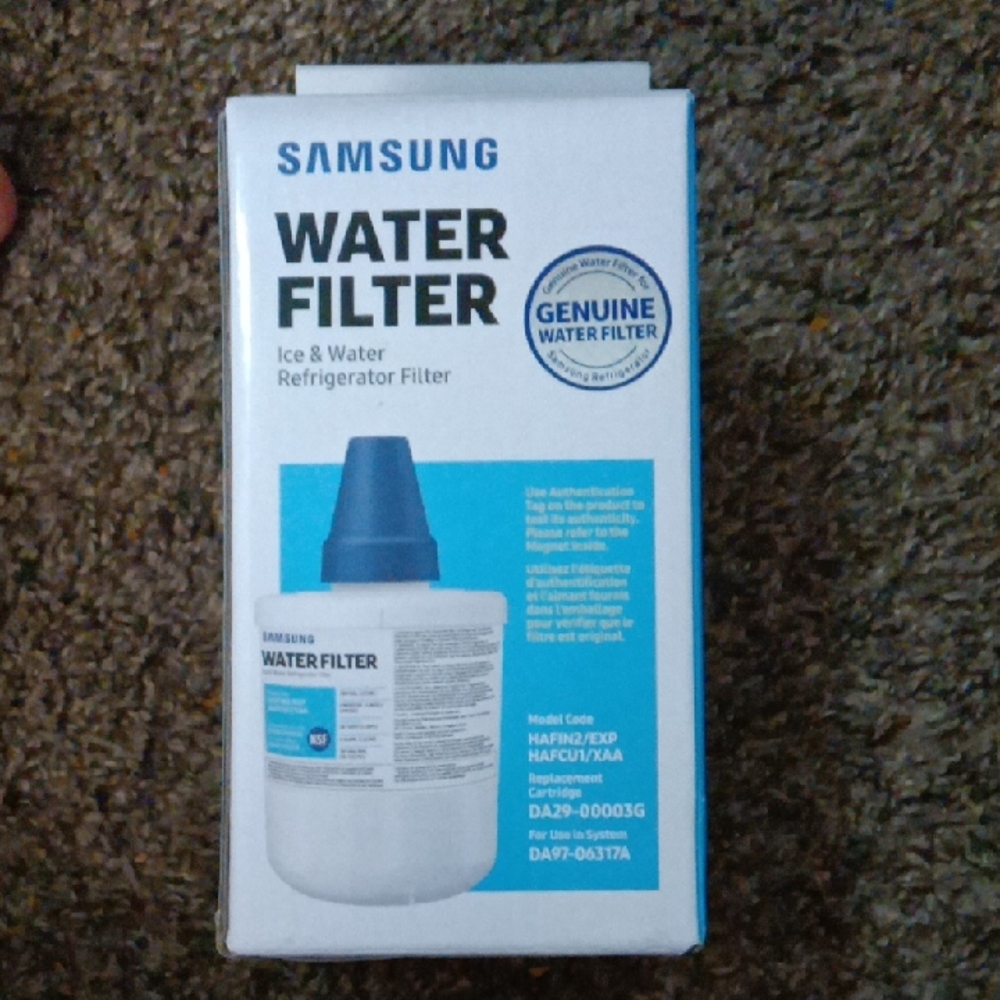Samsung Genuine Water Filter with Blue and White Design